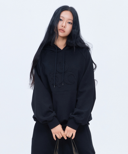 DAUSPICE(ディーオスピス)の「(DUC) Symbol フーディー ブラック(パーカー・レディース・ブラック・MEDIUM/LARGE)」の1枚目の写真