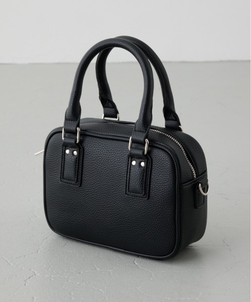AZUL by moussy(アズールバイマウジー)の「ラウンドスクエア2WAYバッグ ショルダーバッグ ハンドバッグ 肩掛け・斜め掛け ストラップ取り外し◎(ショルダーバッグ・レディース・バーガンディー/ブラック/オフホワイト・FREE)」の18枚目の写真