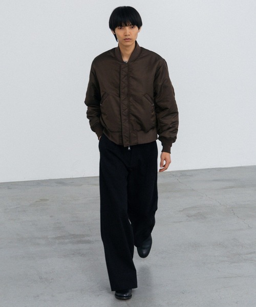 LURAKU(ルラク)の「【LURAKU】Reversible MA-1 Jacket / リバーシブルMA-1ジャケット(MA-1・メンズ・ブラック/カーキ・SMALL/MEDIUM/LARGE)」の19枚目の写真