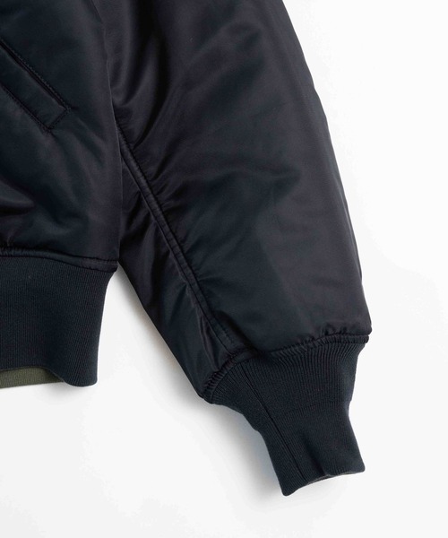 LURAKU(ルラク)の「【LURAKU】Reversible MA-1 Jacket / リバーシブルMA-1ジャケット(MA-1・メンズ・ブラック/カーキ・SMALL/MEDIUM/LARGE)」の13枚目の写真