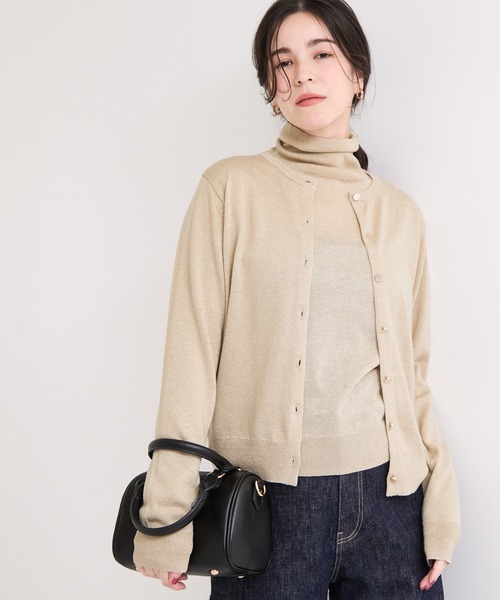 le cercle ADAM ET ROPE'（ルセルクルアダムエロペ）の「カシミヤ混クルーネックカーディガン（カーディガン/ボレロ・レディース・ベージュ/ブラック/ブラウン/グレー・FREE）」の4枚目の写真