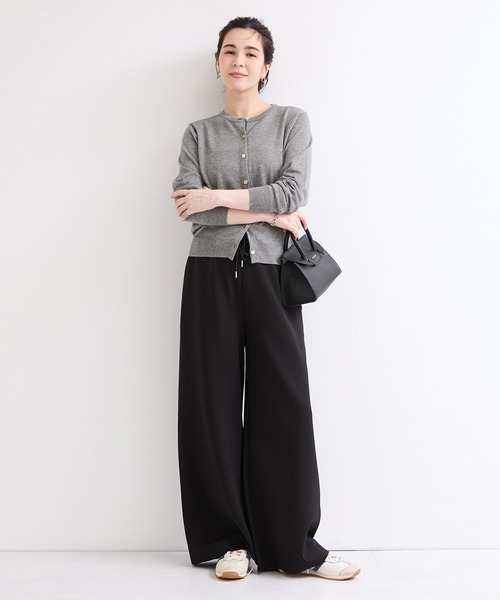 le cercle ADAM ET ROPE'（ルセルクルアダムエロペ）の「カシミヤ混クルーネックカーディガン（カーディガン/ボレロ・レディース・ベージュ/ブラック/ブラウン/グレー・FREE）」の7枚目の写真