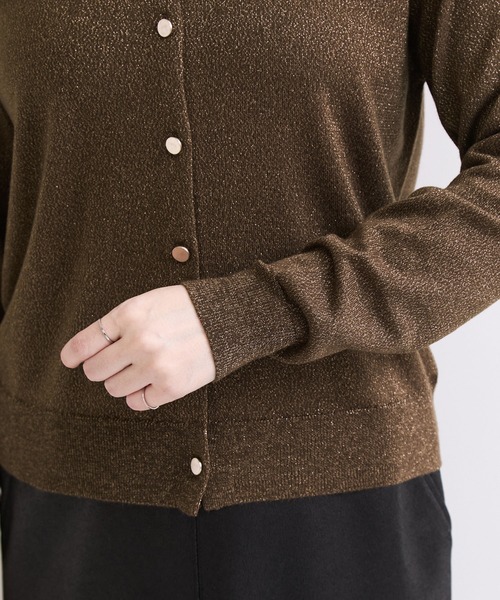 le cercle ADAM ET ROPE'（ルセルクルアダムエロペ）の「カシミヤ混クルーネックカーディガン（カーディガン/ボレロ・レディース・ベージュ/ブラック/ブラウン/グレー・FREE）」の22枚目の写真