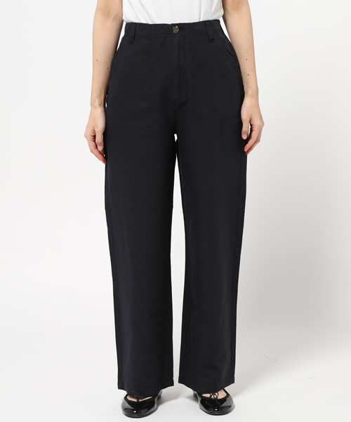 LBC(エルビーシー)の「リネンコットンツイルカーゴパンツ (カーゴパンツ・レディース・オリーブ/ダークネイビー・LARGE/MEDIUM)」の1枚目の写真