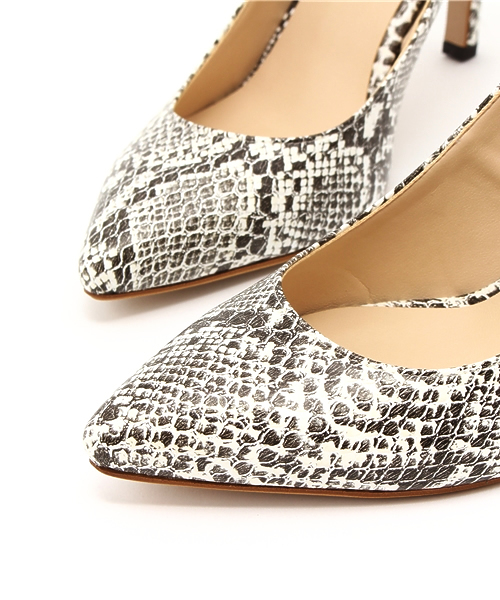 Spick & Span（スピックアンドスパン）の「ORIGINAL Fレザーポインテッドパンプス◆（パンプス・レディース・シルバー/ホワイト・36/37/38）」の7枚目の写真