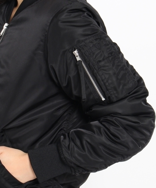 AG by aquagirl（エージーバイアクアガール）の「中綿キルティングMA-1（ブルゾン・レディース・グレー/ブラック/グリーン・38/36）」の8枚目の写真