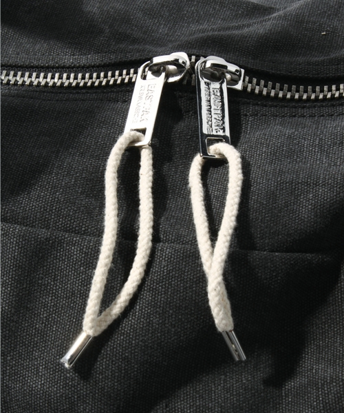 EASTPAK KRIS VAN ASSCHE ボストンバッグ　ストラップ付 EASTPAK KRIS VAN ASSCHE ボストンバッグ ストラップ付 - メルカリ