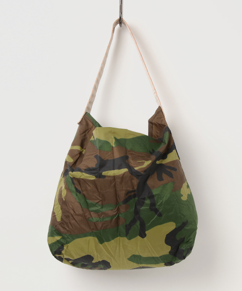 JACK & MARIE(ジャックアンドマリー)の「JULY NINE SUSHI SACK M(エコバッグ/サブバッグ・レディース・ブラック/ブルー/ネイビー/ホワイト/カモフラージュ/カーキ・ONE SIZE)」の10枚目の写真