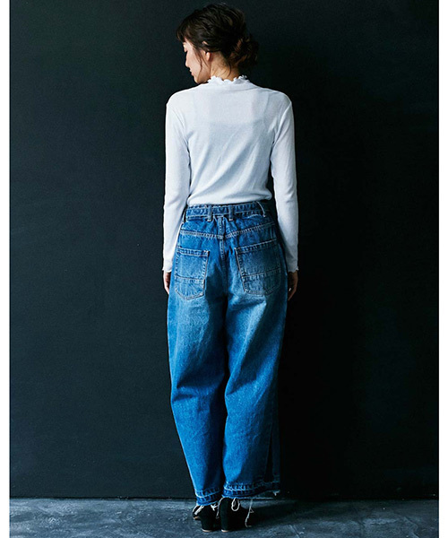 MEDE19F（メデジュウキュウ）の「MEDE19F  繊細な加工にこだわったビッグデニム＜ユーズドブルー＞（デニムパンツ・レディース・インディゴブルー・LARGE/MEDIUM/NM/X-LARGE）」の17枚目の写真