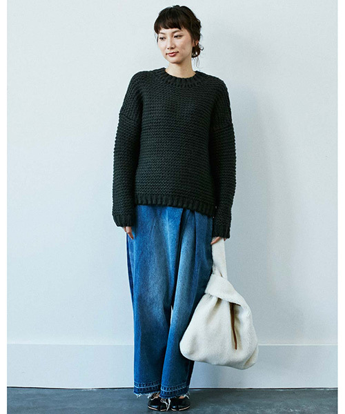 MEDE19F（メデジュウキュウ）の「MEDE19F  繊細な加工にこだわったビッグデニム＜ユーズドブルー＞（デニムパンツ・レディース・インディゴブルー・LARGE/MEDIUM/NM/X-LARGE）」の7枚目の写真