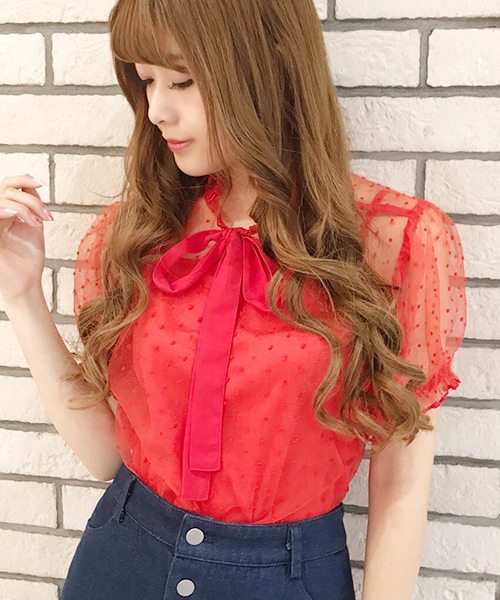 apres jour（アプレジュール）の「アプレガールコラボ ２ＷＡＹリボンブラウス【ZOZOTOWN限定アイテム】（シャツ/ブラウス・レディース・レッド/オフホワイト/ライトピンク・フリー）」の6枚目の写真