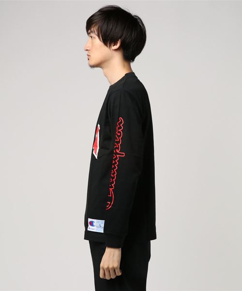Champion（チャンピオン）の「CHAMPION/チャンピオン USA＆袖プリントロンT（Tシャツ/カットソー・メンズ・ホワイト/ブラック/オレンジ・M/L）」の4枚目の写真