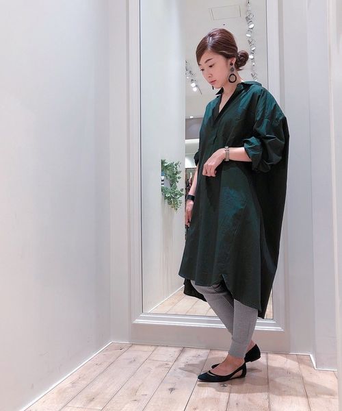 Editt by YECCA VECCA（エディットバイイェッカヴェッカ）の「オーバーサイズシャツワンピース（ワンピース・レディース・カーキ/キャメル/ストライプ・FREE）」の2枚目の写真