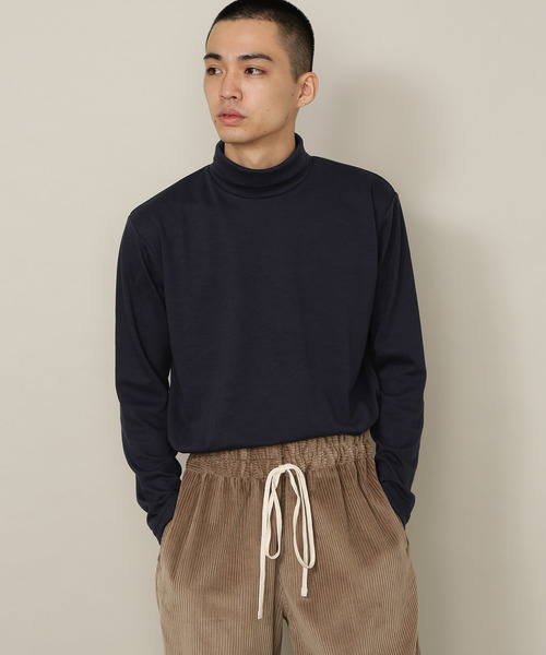 ADAM ET ROPE'（アダムエロペ）の「ポンチタートルネックTシャツ（Tシャツ/カットソー・メンズ・ホワイト系その他/ブラック系その他3/グリーン系その他/ネイビー/レンガ・M/L）」の4枚目の写真