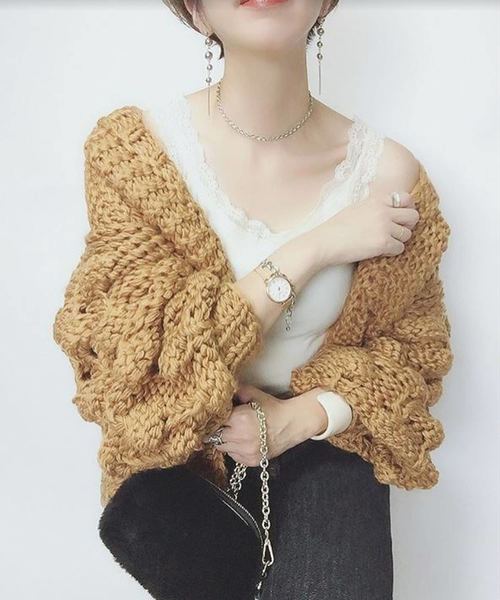 florist（フローリスト）の「シンプルラウンドファーポーチ（ショルダーバッグ・レディース・ブラック/ネイビー/レッド/カーキ/グリーン/ダークグレー/キャメル・FREE）」の2枚目の写真