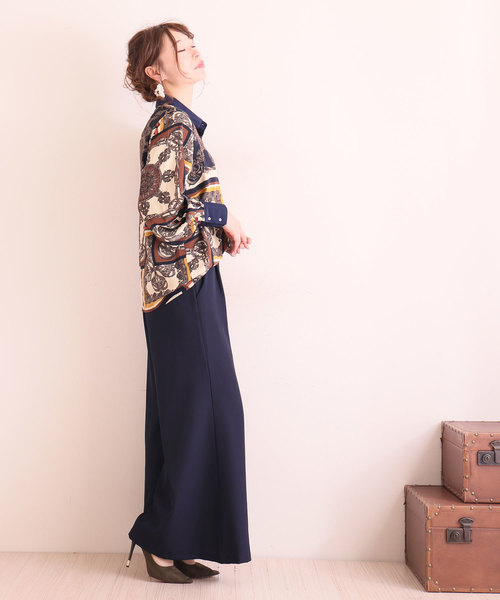 アメリヴィーテージのスカーフ柄トップス アメリヴィーテージのスカーフ柄トップス