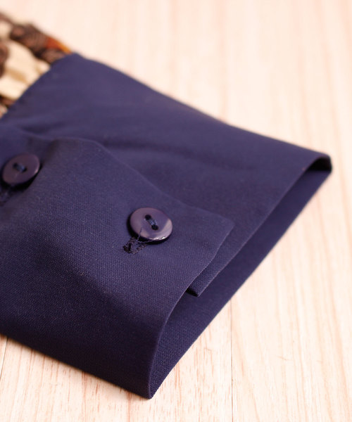 Sawa a la mode（サワアラモード）の「スカーフ柄が素敵なヴィンテージシャツトップス（シャツ/ブラウス・レディース・ネイビー・FREE）」の12枚目の写真