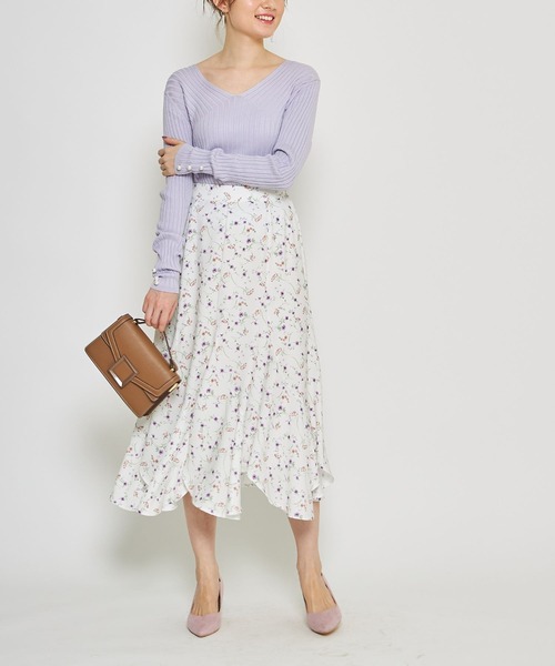 tocco closet（トッコ　クローゼット）の「袖口パール付きVネックリブニットプルオーバー（ニット/セーター・レディース・オフホワイト/ミント/ラベンダー/ブラック/パープル/ピンク系その他/ライトベージュ・M）」の10枚目の写真