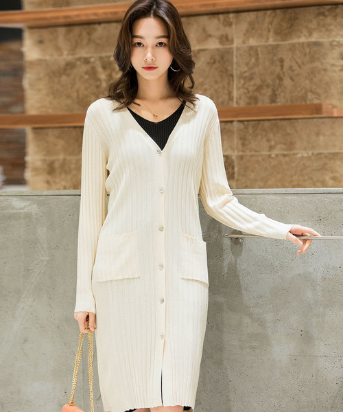 SAISON DE PAPILLON（セゾンドパピヨン）の「シェルボタン変形リブロングカーディガン（カーディガン/ボレロ・レディース・ブラウン系その他/アイボリー/ベージュ/ラベンダー・M/L）」の2枚目の写真