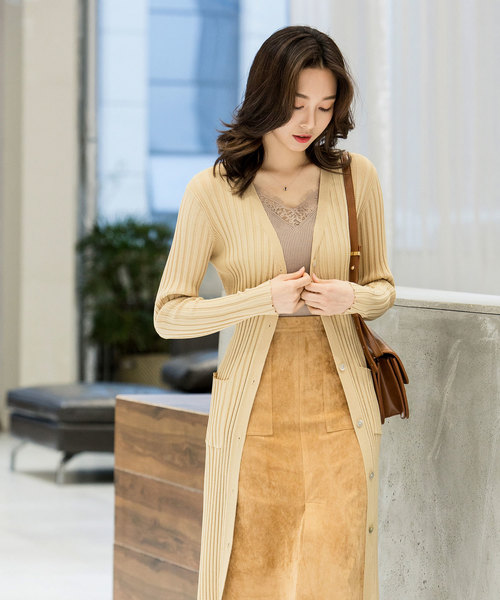 SAISON DE PAPILLON（セゾンドパピヨン）の「シェルボタン変形リブロングカーディガン（カーディガン/ボレロ・レディース・ブラウン系その他/アイボリー/ベージュ/ラベンダー・M/L）」の14枚目の写真