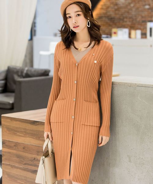 SAISON DE PAPILLON（セゾンドパピヨン）の「シェルボタン変形リブロングカーディガン（カーディガン/ボレロ・レディース・ブラウン系その他/アイボリー/ベージュ/ラベンダー・M/L）」の12枚目の写真