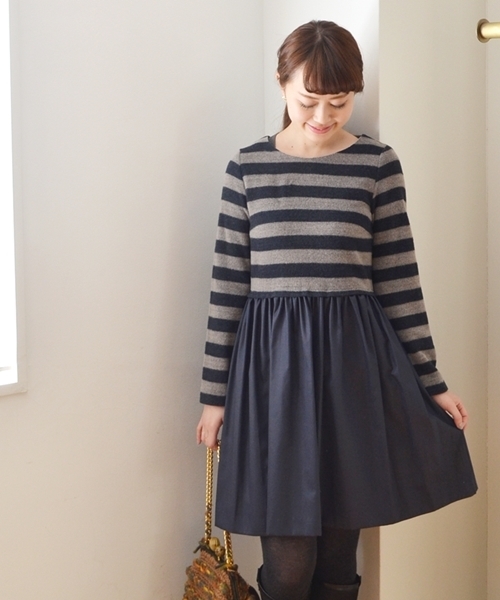 SHIPS for women(シップスフォーウィメン)の「ウール ボーダー/グログラン コンビ ワンピース(ワンピース・レディース・ブラック/キャメル/ネイビー・ONE SIZE)」の3枚目の写真