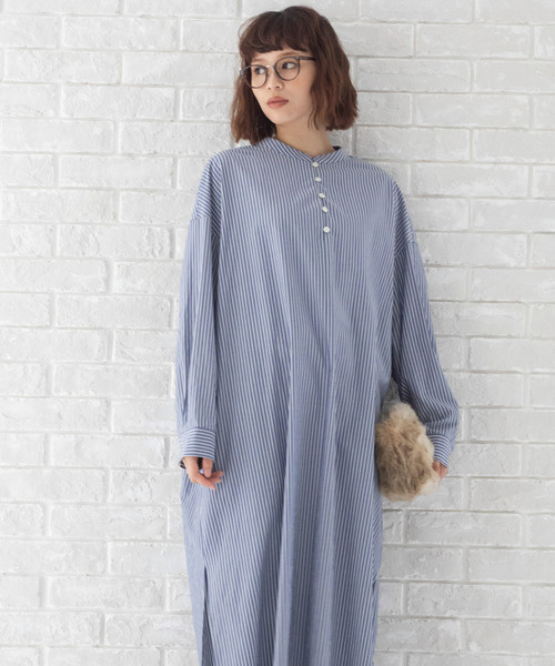 Munich（ミューニック）の「リヨセルコットンブロード　マキシシャツワンピース（ワンピース・レディース・ベージュ/ホワイト×ブルー/カーキ/ネイビー×ホワイト/テラコッタ・FREE）」の11枚目の写真