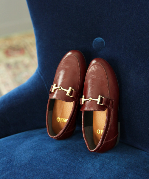 SESTO（セスト）の「ママとお揃い。キッズ用ビットつきローファーパンプス（ローファー・キッズ・ホワイト/ブラック/レッド/シルバー/キャメル・17.0cm/18.0cm/19.0cm/20.0cm/21.0cm）」の4枚目の写真