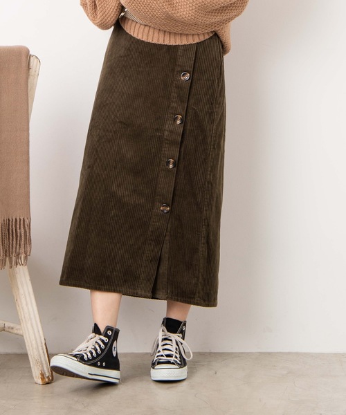 WEGO（ウィゴー）の「WEGO/【セットアップ対応商品】コーデュロイボタンタイトミモレスカート（スカート・レディース・ブラック/ベージュ/カーキ/アイボリー/ブラウン/ホワイト・FREE）」の6枚目の写真