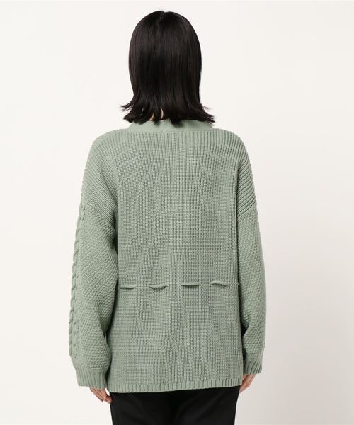 POU DOU DOU(プードゥドゥ)の「ケーブル編みチュニックニットカーディガン(ニット/セーター・レディース・キナリ/モカ/グリーン・3)」の21枚目の写真