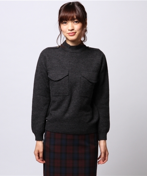 ELFORBR(エルフォーブル)の「圧縮ウールミリタリープルオーバー(ニット/セーター・レディース・チャコールグレー/カーキ・MEDIUM)」の8枚目の写真