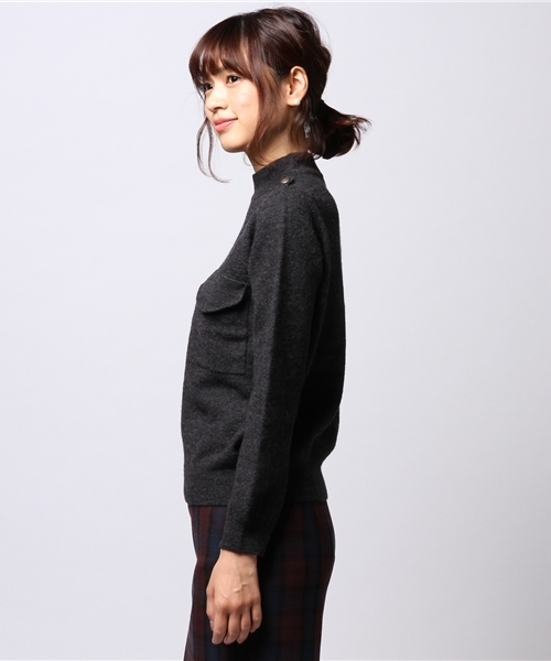 ELFORBR(エルフォーブル)の「圧縮ウールミリタリープルオーバー(ニット/セーター・レディース・チャコールグレー/カーキ・MEDIUM)」の9枚目の写真