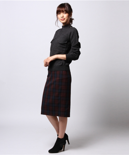 ELFORBR(エルフォーブル)の「圧縮ウールミリタリープルオーバー(ニット/セーター・レディース・チャコールグレー/カーキ・MEDIUM)」の3枚目の写真