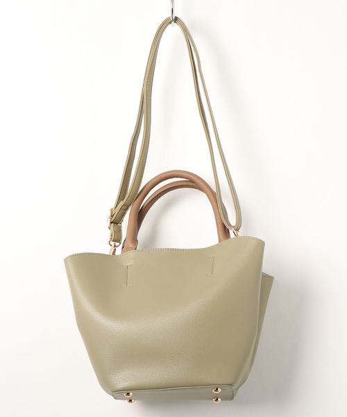 natural couture(ナチュラルクチュール)の「ハンドル配色中トート(ショルダーバッグ・レディース・グレイッシュベージュ/カーキ/モカ・FREE)」の4枚目の写真