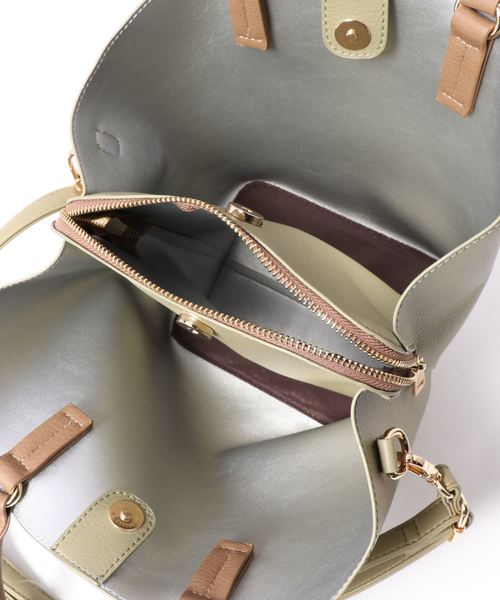 natural couture(ナチュラルクチュール)の「ハンドル配色中トート(ショルダーバッグ・レディース・グレイッシュベージュ/カーキ/モカ・FREE)」の5枚目の写真