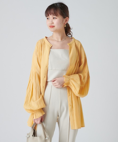 mystic（ミスティック）の「ピンタックボリュームブラウス