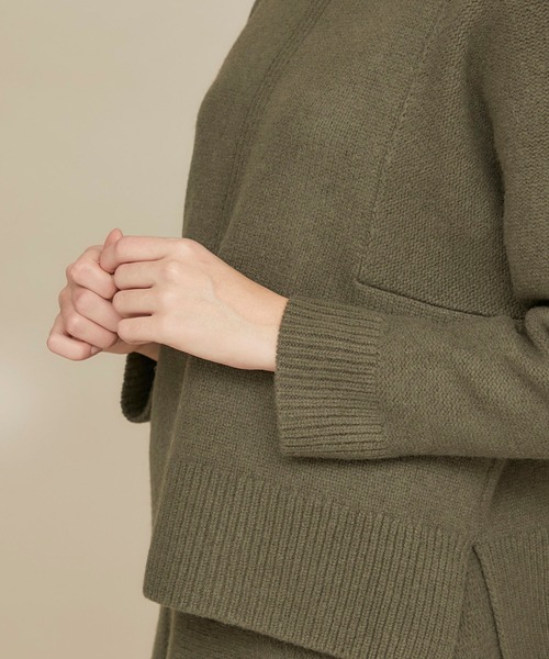 WRAPINKNOT（ラッピンノット）の「【WRAPINKNOT（ラッピンノット）】別注ボートネックニットTOP（ニット/セーター・レディース・ブラック/カーキ・0）」の5枚目の写真