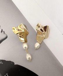 デザインメタルピアス
