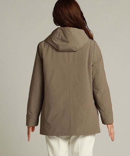 la.f…（ラエフ）の「THIN DOWNフーデッドショートダウン（その他