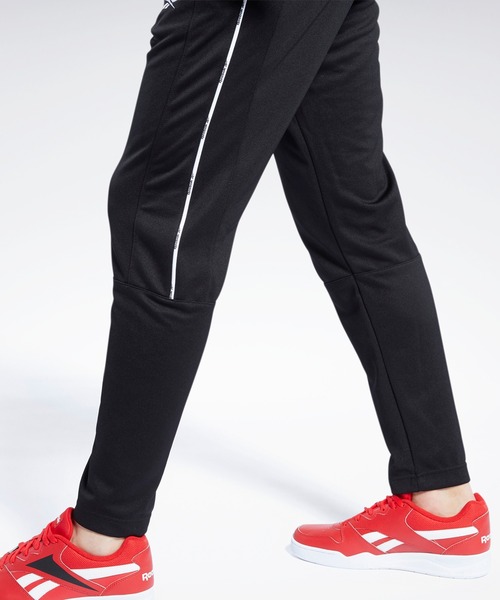 Reebok(リーボック)の「クラシックス リニア トラック パンツ / Classics Linear Track Pants(スウェットパンツ・メンズ・ブラック/ネイビー・XXX-LARGE/LARGE/SMALL/XX-LARGE/MEDIUM/X-LARGE)」の11枚目の写真