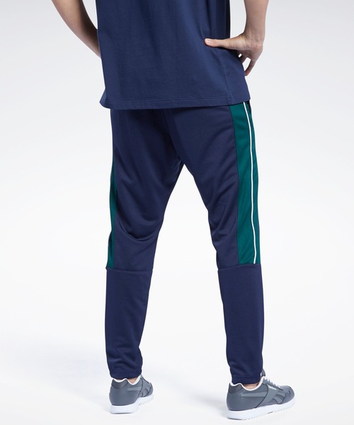 Reebok(リーボック)の「クラシックス リニア トラック パンツ / Classics Linear Track Pants(スウェットパンツ・メンズ・ブラック/ネイビー・XXX-LARGE/LARGE/SMALL/XX-LARGE/MEDIUM/X-LARGE)」の8枚目の写真