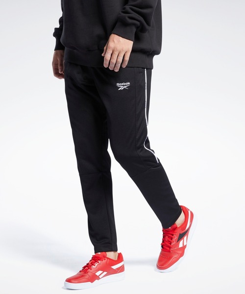 Reebok(リーボック)の「クラシックス リニア トラック パンツ / Classics Linear Track Pants(スウェットパンツ・メンズ・ブラック/ネイビー・XXX-LARGE/LARGE/SMALL/XX-LARGE/MEDIUM/X-LARGE)」の3枚目の写真
