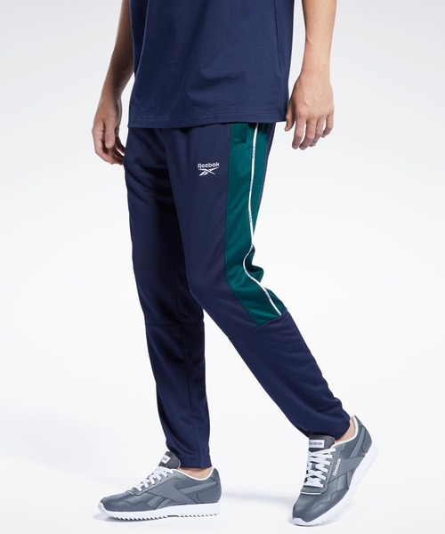 Reebok(リーボック)の「クラシックス リニア トラック パンツ / Classics Linear Track Pants(スウェットパンツ・メンズ・ブラック/ネイビー・XXX-LARGE/LARGE/SMALL/XX-LARGE/MEDIUM/X-LARGE)」の4枚目の写真
