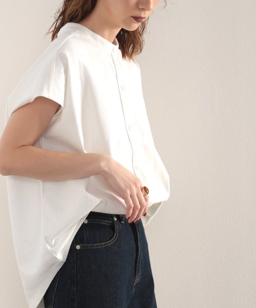 classicalelf（クラシカルエルフ）の「シャツ見えするのにシワになりにくい！綿100％。しっかり生地のバンドカラーカットソー（シャツ/ブラウス・レディース・グレイッシュベージュ/ホワイト/ブラック/ナチュラル/ライトグレー/グリーン系その他/ブルーグリーン・X-LARGE/MEDIUM/LARGE/SMALL）」の15枚目の写真