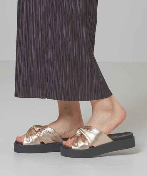 PAOLO BOVE(パオロボーヴ)の「<PAOLO BOVE> L ネジリプラットフォーム サンダル(サンダル・レディース・ブラック/ゴールド・38/36/37)」の13枚目の写真