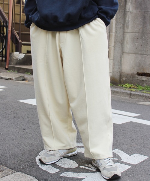 1 to 10 people（ワントゥテンピープル）の「【1to10people】ピンタックスウェットビッグスラックス WGC-048-M（その他パンツ・メンズ・アイボリー/パープル・F）」の4枚目の写真