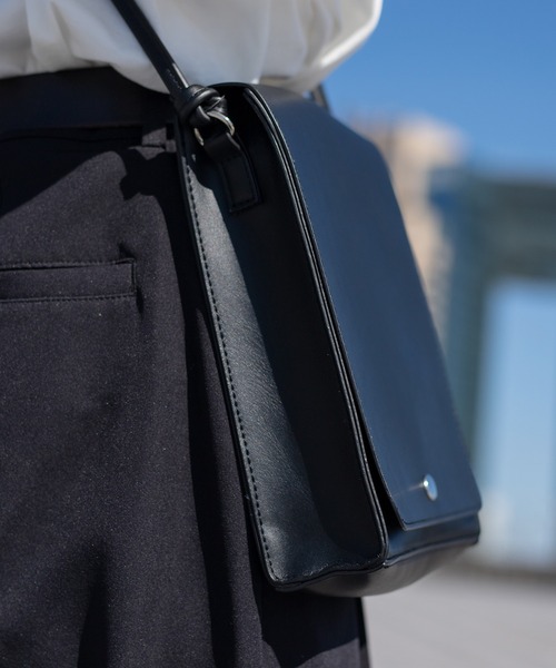 kutir（クティール）の「【3周年記念】kutirスタイル3点セットC(ロンT・フレアパンツ・スクエアショルダーバッグ)（Tシャツ/カットソー・メンズ・ブラック・SMALL/MEDIUM/LARGE）」の9枚目の写真