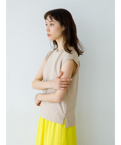 koe（コエ）の「抗菌防臭オーガニックコットンノースリープTシャツ＊（Tシャツ/カットソー・レディース・ピンク/ライトベージュ/ライトカーキ/ライトグレー/ホワイト/イエロー/ブラック/サックスブルー・MEDIUM/LARGE）」の11枚目の写真