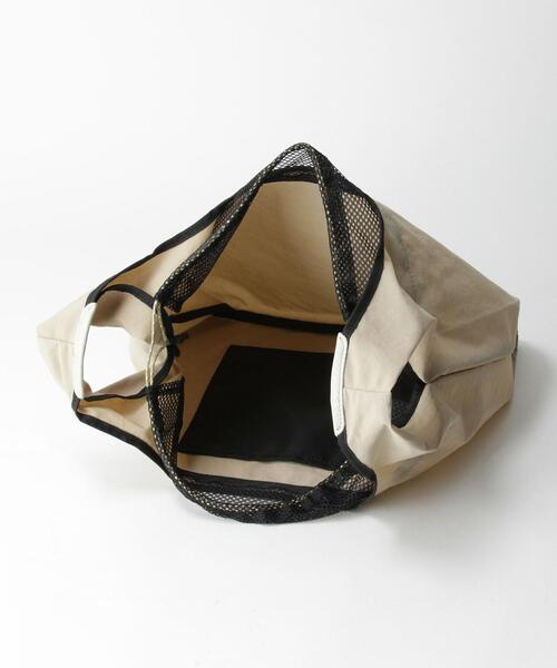 hobo(ホーボー)の「<hobo(ホーボー)> NYLN CARRIER BAG/バッグ(トートバッグ・メンズ・ブラック/ベージュ・FREE)」の8枚目の写真