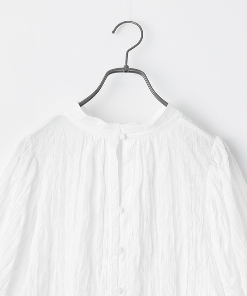 PAGEBOY(ページボーイ)の「ボリュームスリーブブラウス(半袖)【ボリューム袖/2WAY】(シャツ/ブラウス・レディース・ブラック/グレイッシュベージュ/オフホワイト/オリーブ・FREE)」の13枚目の写真